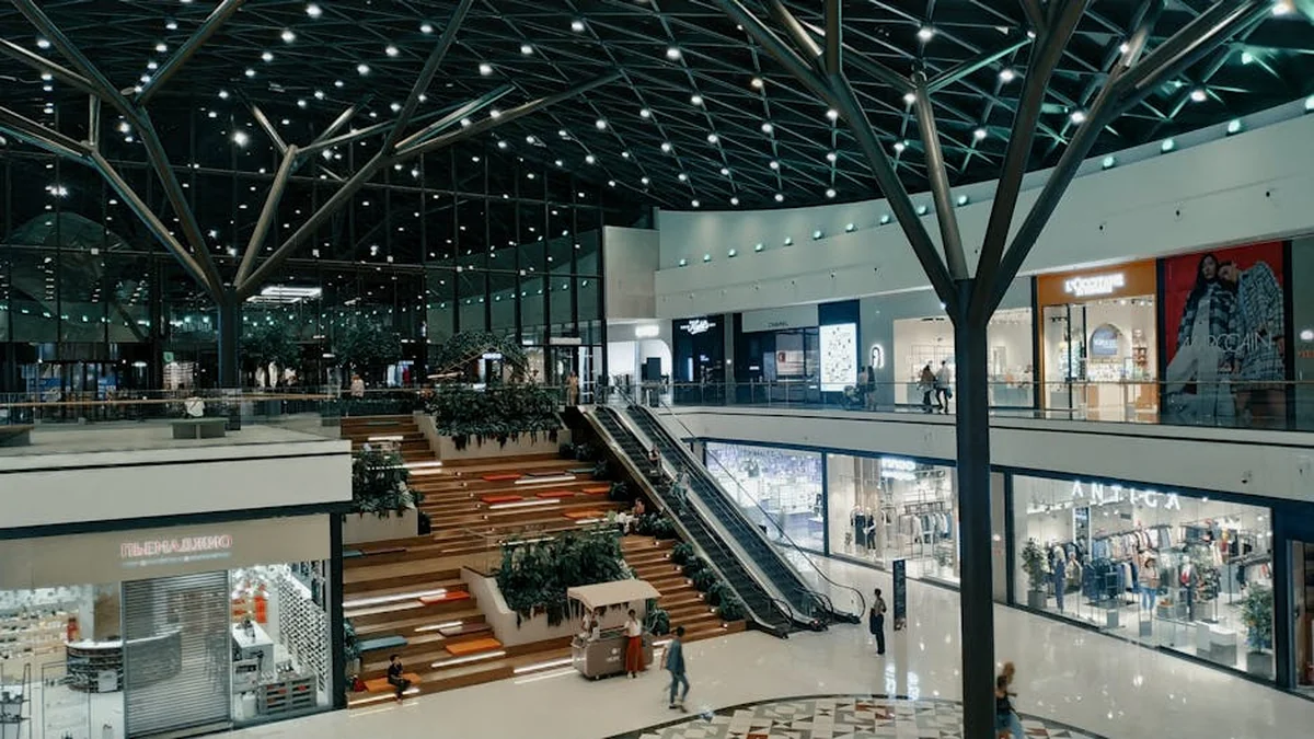 A new sales and exhibition space has opened in Prishtina Mall.
