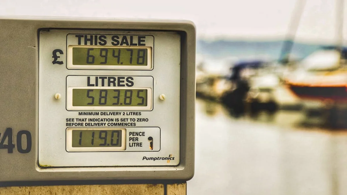 Oil prices are rising as US-Iran peace talks stall.