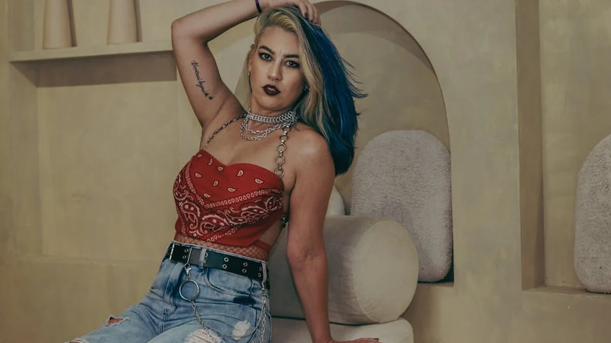 Rita Ora ‘appears’ to have flooded the network with new provocative photos on Instagram: Farther or closer – I can’t decide.