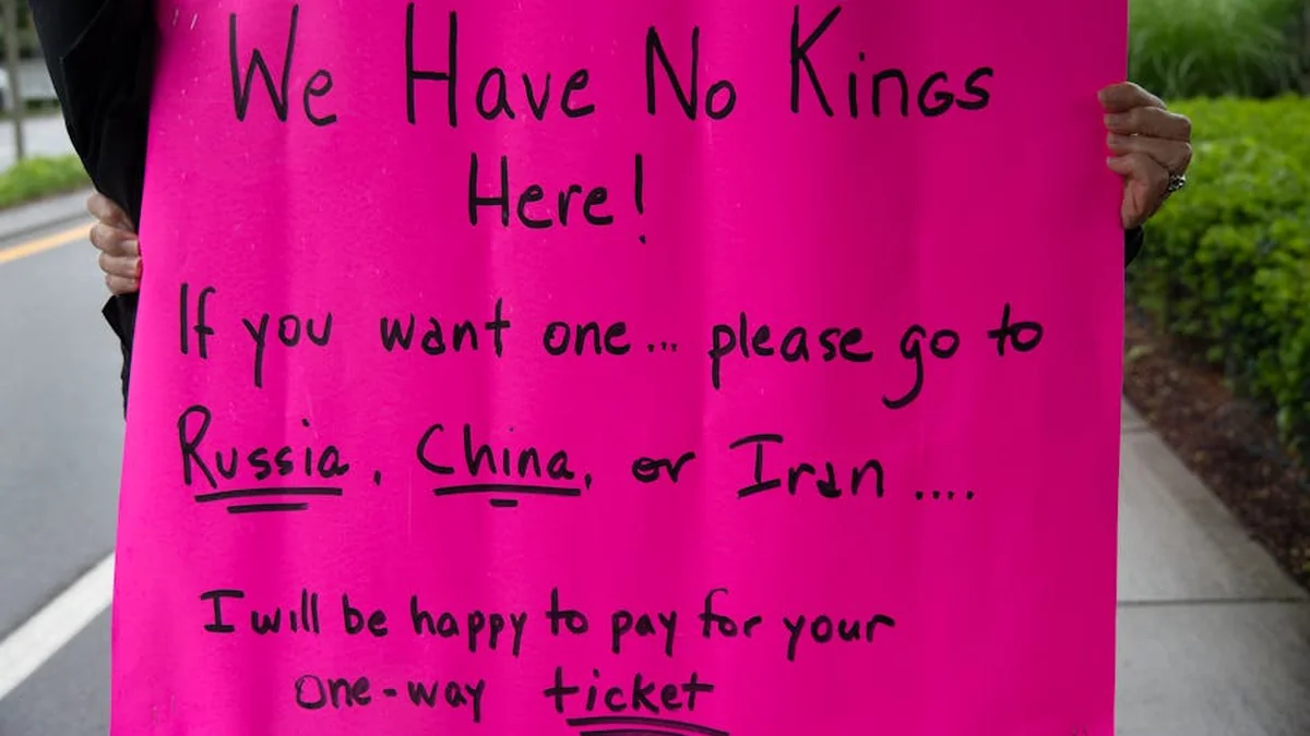 Trump: Iran knows the price, there will be no negotiations without giving up nuclear weapons.