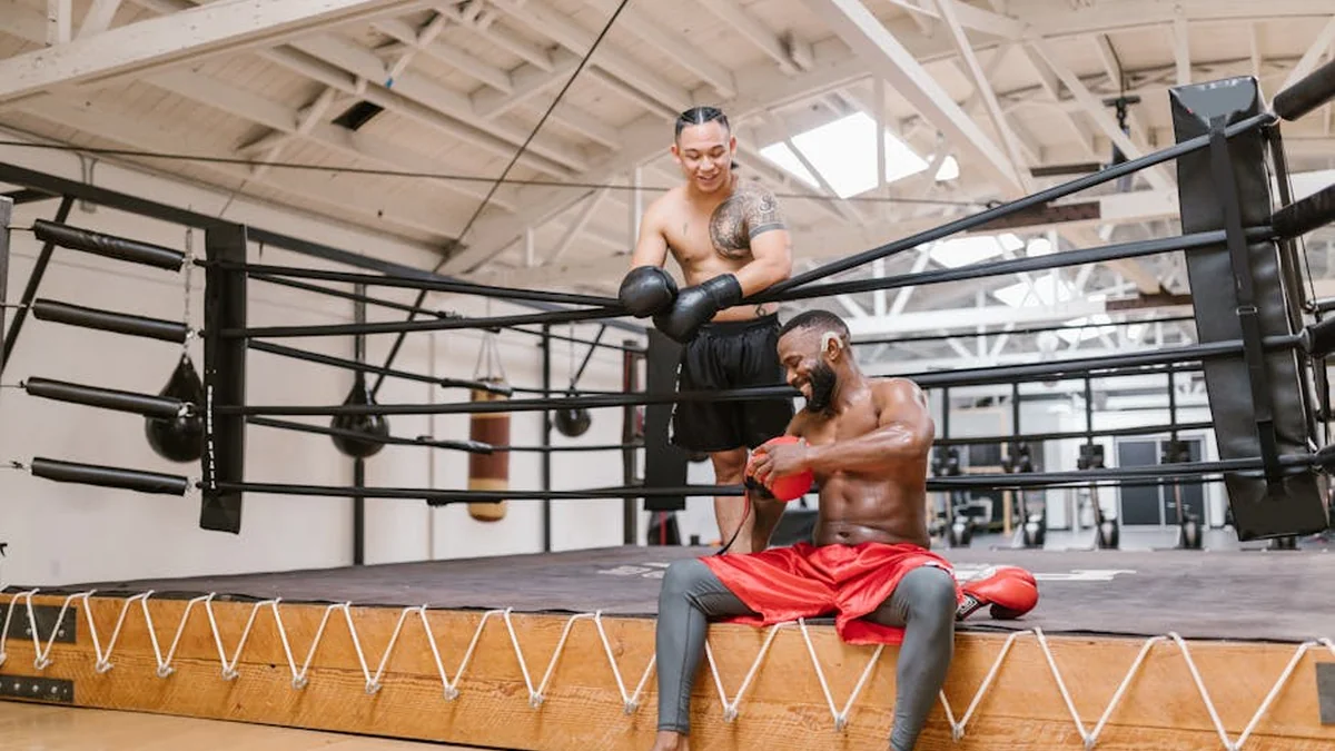 Tyson vs Wilder: Kush do të fitonte në kulmin e karrierës?