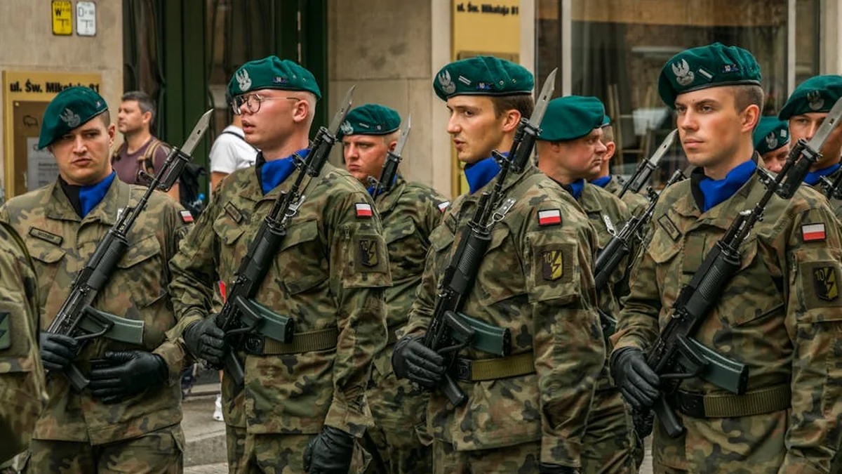 Poland Raises Alarm: NATO is Disintegrating