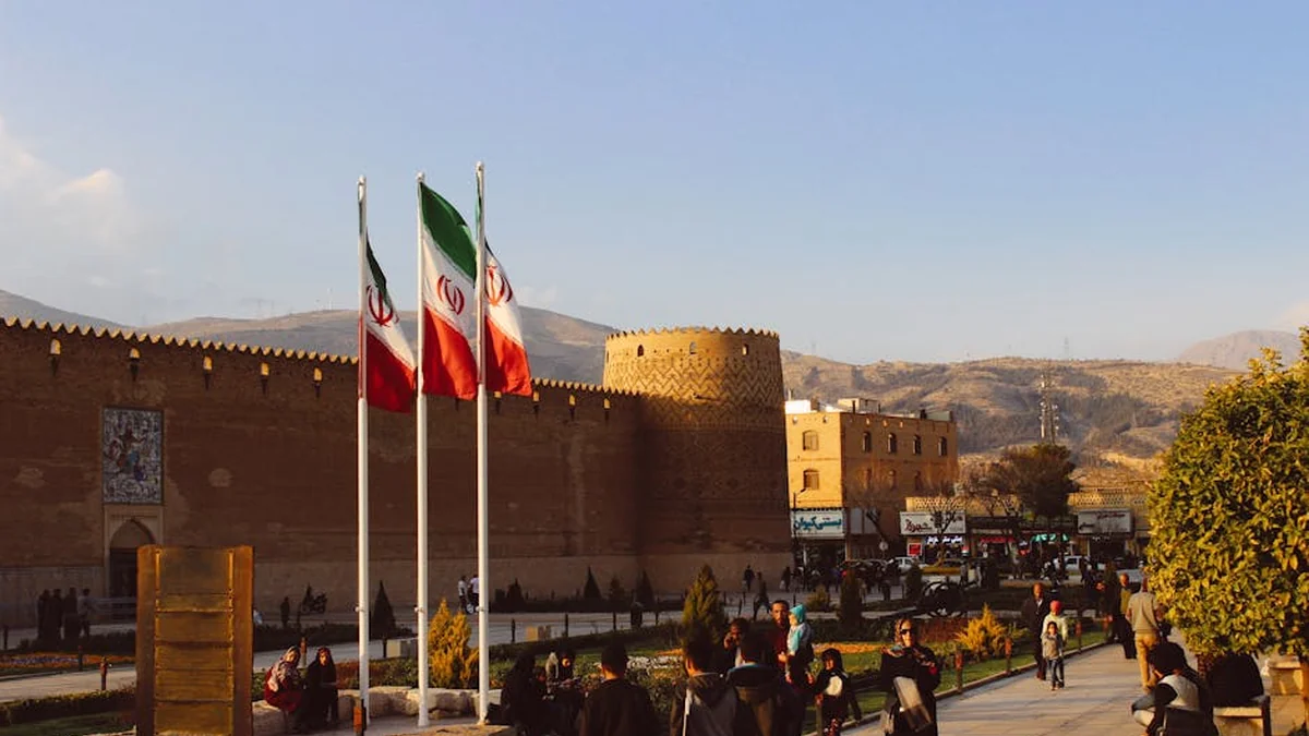 U.S. officials of the Joint Staff say Russia is aiding Iran in the war.