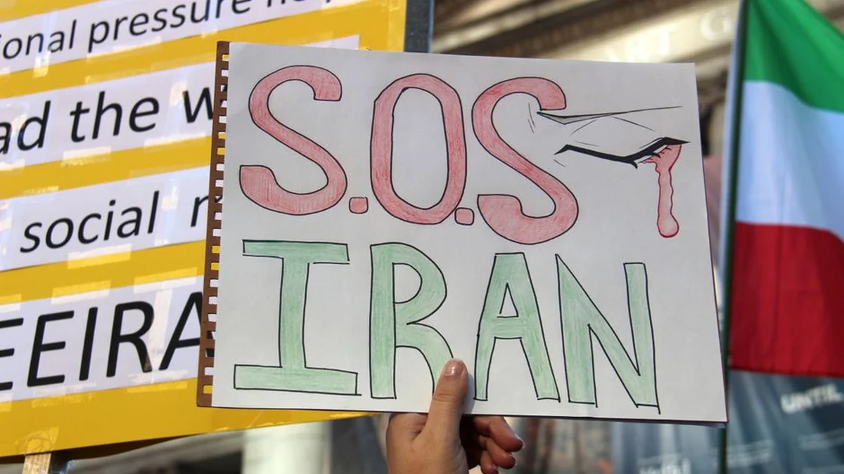 Trump: Obama bribed Iran with a plane full of money