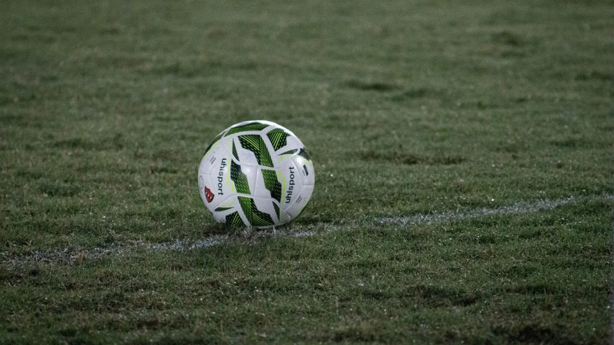 USA breaks record with the largest football in the world