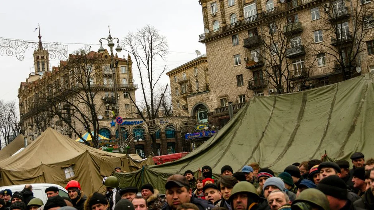 Zelensky merr mesazh nga të dërguarit e Trump se “rusët janë gati të negociojnë”